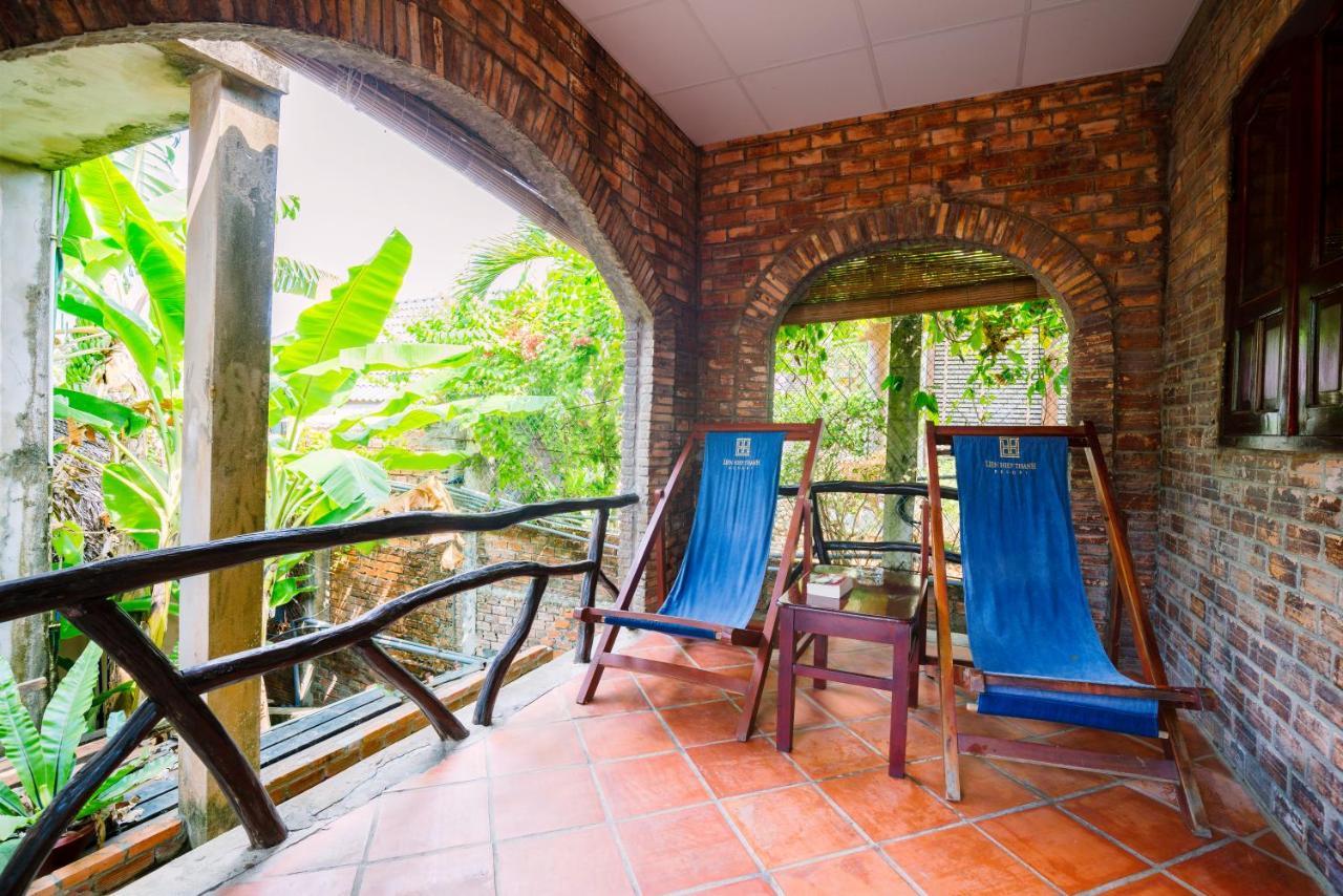 Lien Hiep Thanh Homestay & Beach Bar Дуонг-Донг Экстерьер фото